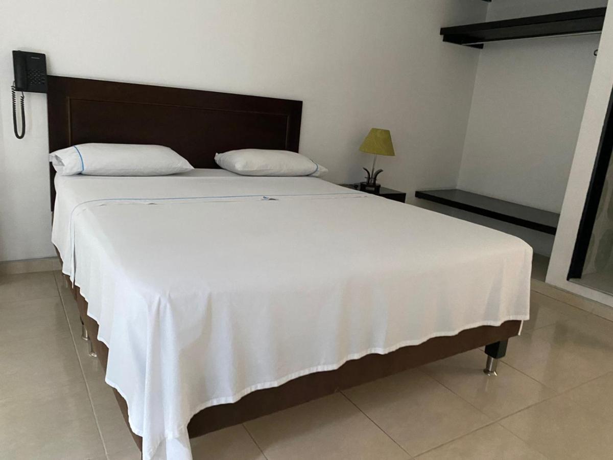 Hotel Torres Del Llano Yopal Eksteriør billede